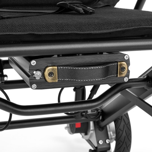 Ultraľahký elektrický invalidný vozík SMART-TIM, čierny