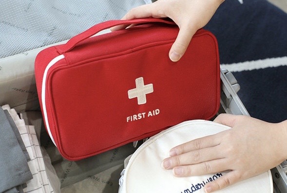 Cestovná taška na lieky - First Aid