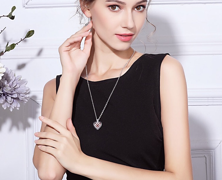 Aroma difúzny náhrdelník Srdce v mriežke lávové kamene + doTERRA Wild orange 5ml