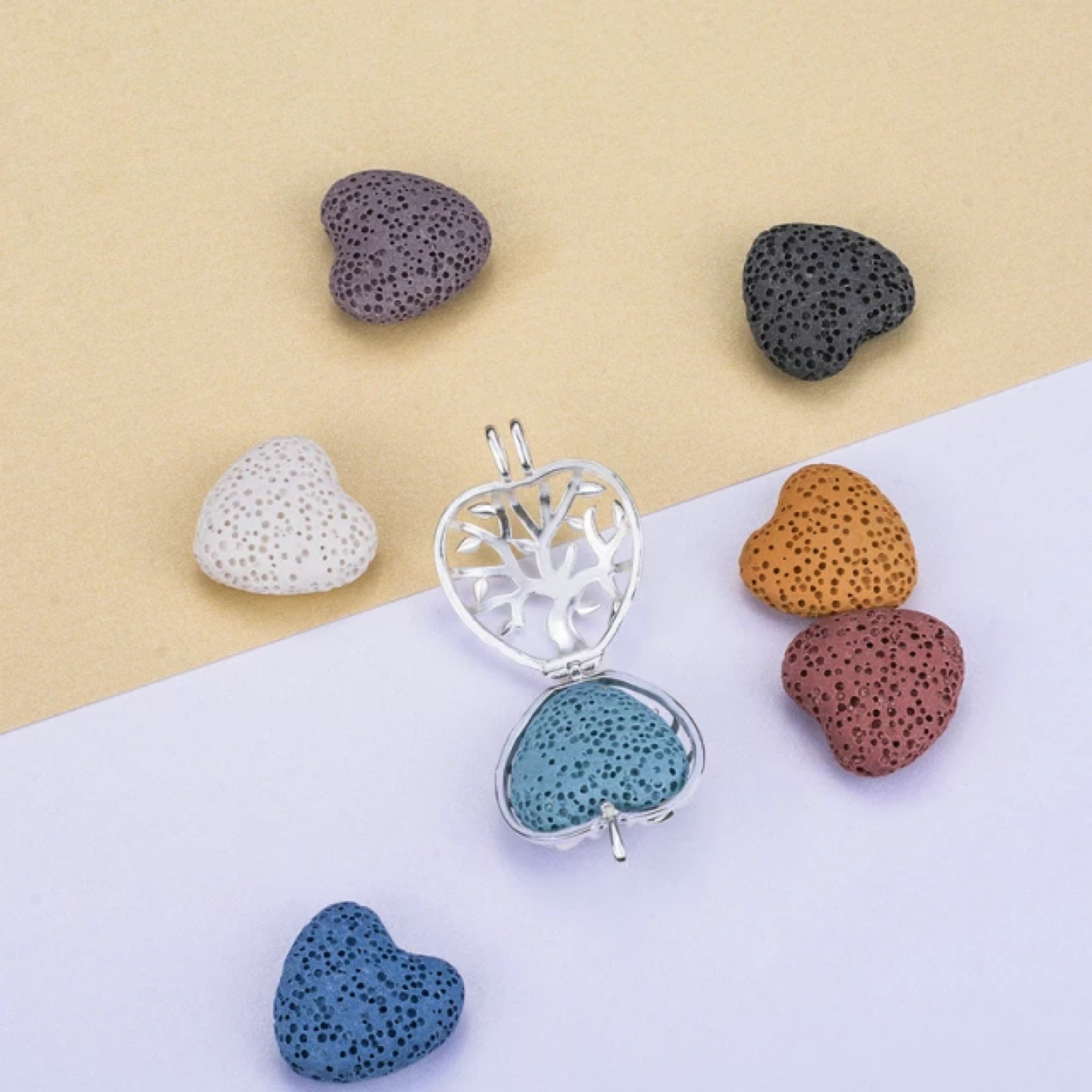 Aroma difúzny náhrdelník Srdce so stromom života lávové kamene + doTERRA Wild orange 5ml