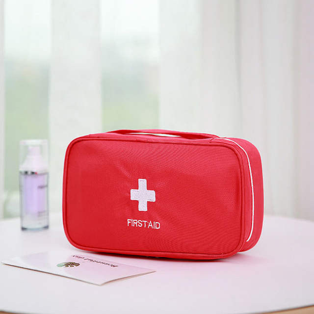 Cestovná taška na lieky - First Aid