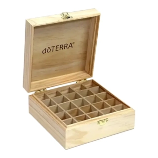 DoTerra drevený box s gravírovaným logom 25x15 ml